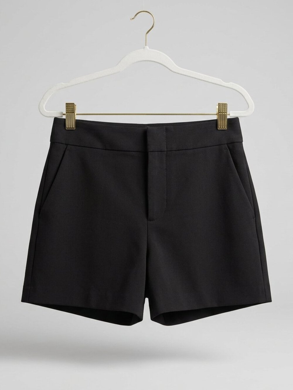 Fifteen Twenty Tailored Black Shorts Size 4
